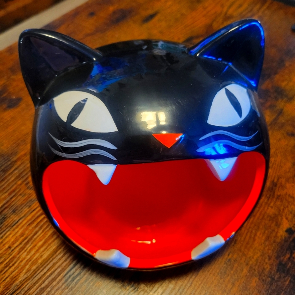 Black Cat-Shaped Ceramic Dish